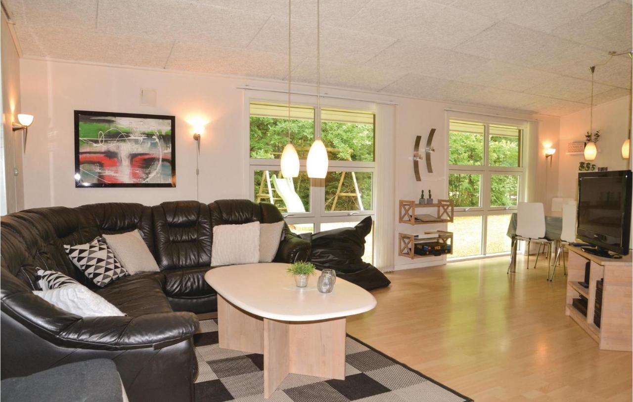 Beautiful Home In Ansager With Wifi Exterior photo