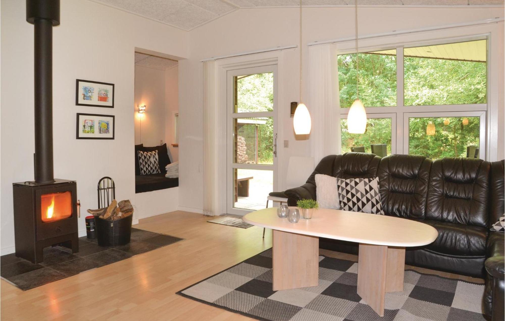 Beautiful Home In Ansager With Wifi Exterior photo